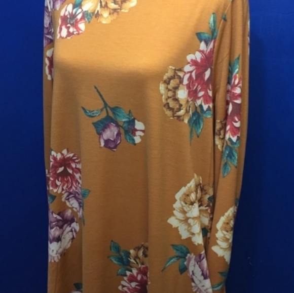 NWT Plus size floral dress/tunic - Picture 2 of 5